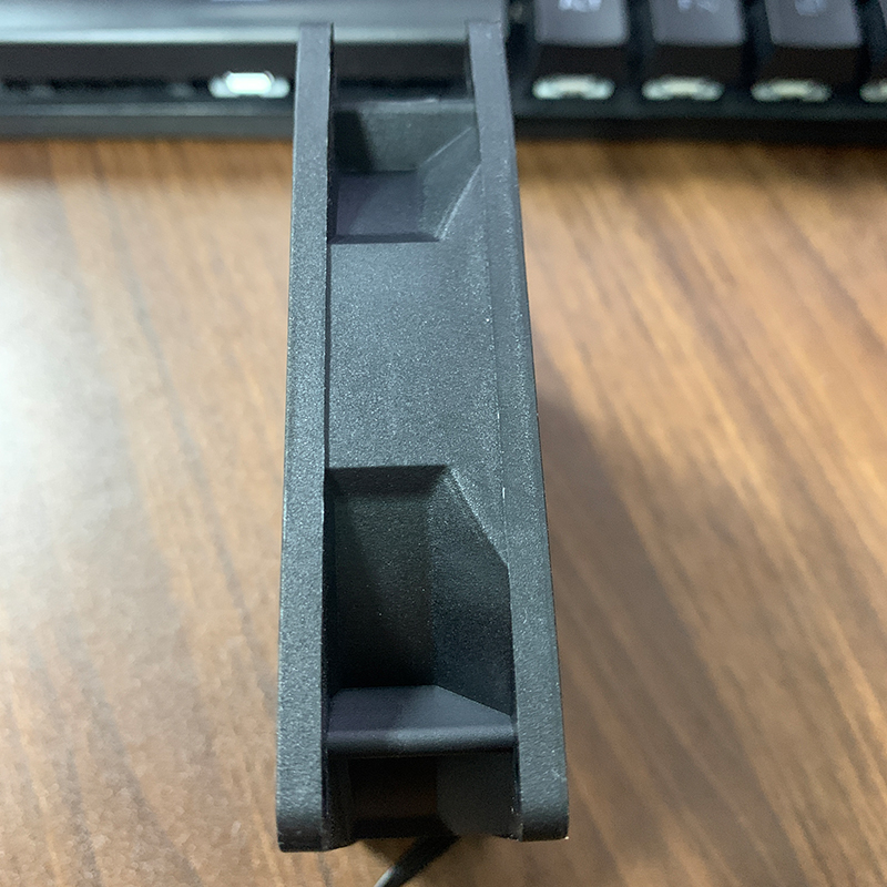CPU冷却ファン 4PIN PWM PC 静音 DC 12V - Esports Gaming Fan のレビューと価格